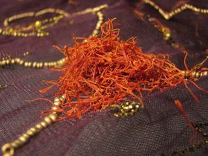 Iranian_saffron_1